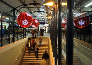 Apeldoorn Sfeervol NS station en dat op 19 november!! © Maarten Sprangh